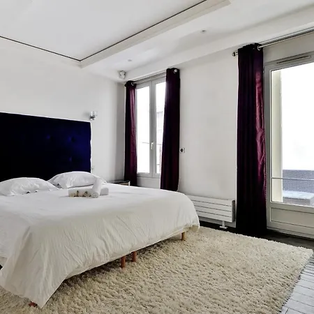 Triomphe - Welkeys Apartment *
