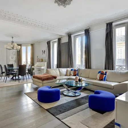 Apartment Triomphe - Welkeys